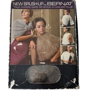 BRUSH UP BY BERNAT Vintage 50’s Mohair Wool Stole Cape Sable Brown Original Box